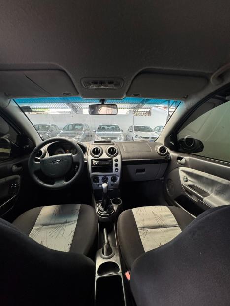 FORD Fiesta Hatch 1.6 4P, Foto 9