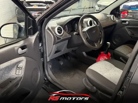 FORD Fiesta Hatch 1.6 CLASS, Foto 7
