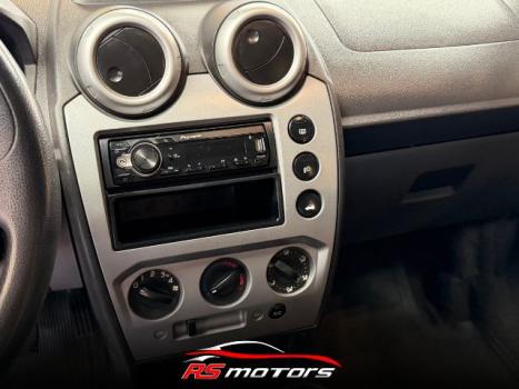 FORD Fiesta Hatch 1.6 CLASS, Foto 11