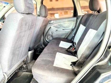 FORD Fiesta Hatch 1.6, Foto 10