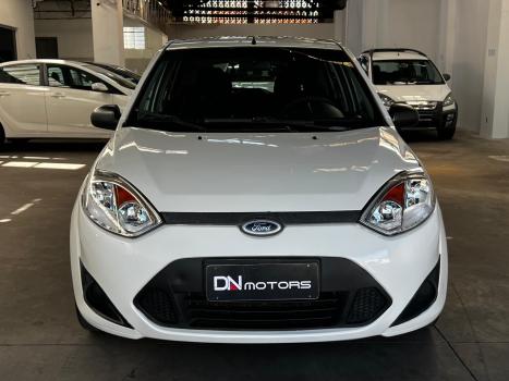 FORD Fiesta Hatch 1.0, Foto 2