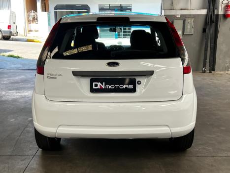 FORD Fiesta Hatch 1.0, Foto 6