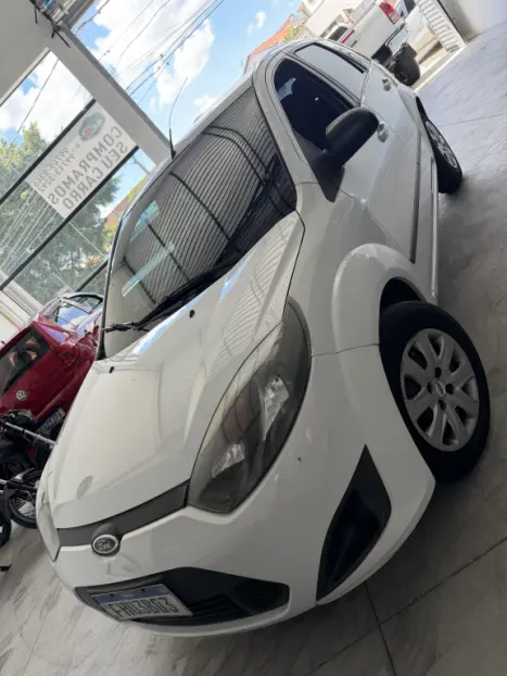 FORD Fiesta Hatch 1.0 4P FLEX, Foto 2