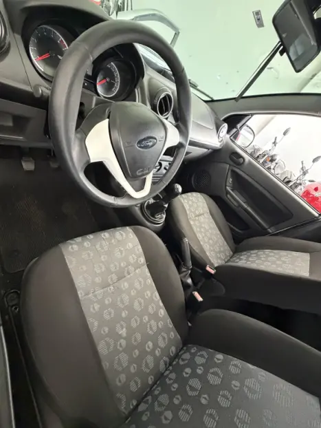 FORD Fiesta Hatch 1.0 4P FLEX, Foto 4