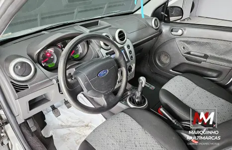 FORD Fiesta Hatch 1.6 4P ROCAM FLEX, Foto 8