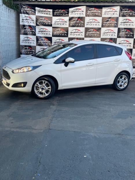 FORD Fiesta Hatch 1.6 16V 4P FLEX SEL POWERSHIFT AUTOM�TICO, Foto 2