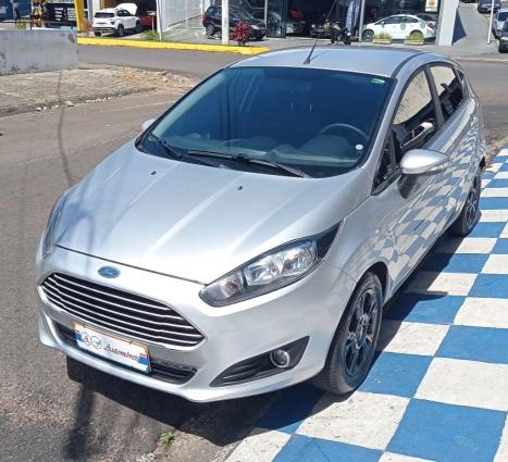 FORD Fiesta Hatch 1.6 16V 4P SEL FLEX, Foto 2