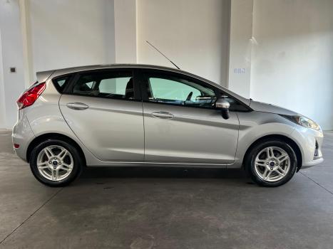 FORD Fiesta Hatch 1.6 16V 4P FLEX SEL POWERSHIFT AUTOM�TICO, Foto 4