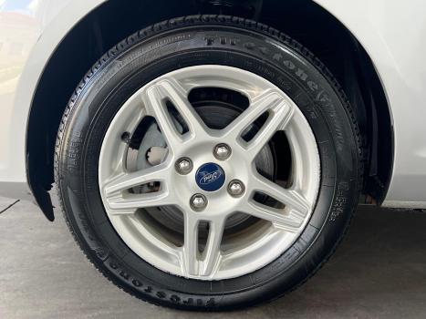 FORD Fiesta Hatch 1.6 16V 4P FLEX SEL POWERSHIFT AUTOM�TICO, Foto 9