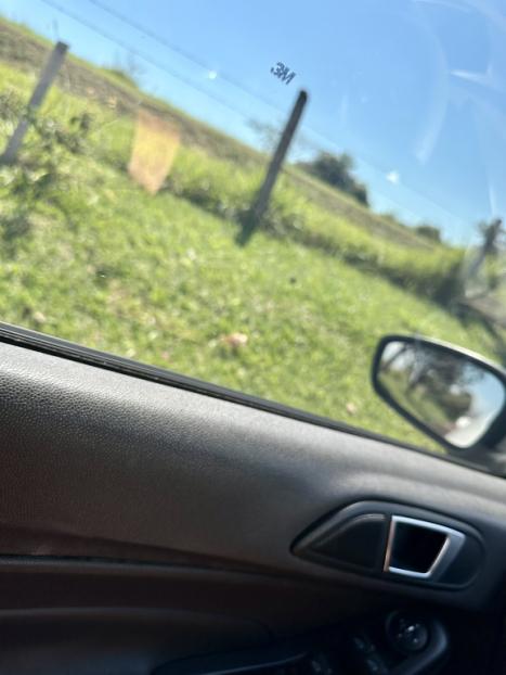 FORD Fiesta Hatch 1.6 4P SE FLEX, Foto 17