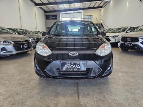 FORD Fiesta Hatch 1.6 CLASS, Foto 2