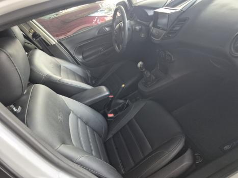 FORD Fiesta Hatch 1.5 16V 4P S FLEX, Foto 6