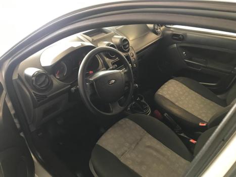 FORD Fiesta Hatch 1.6 4P FLEX, Foto 6