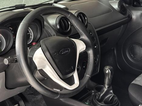 FORD Fiesta Hatch 1.0 4P, Foto 5