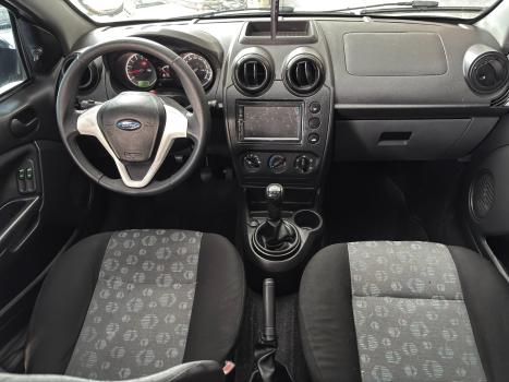 FORD Fiesta Hatch 1.0 4P, Foto 6