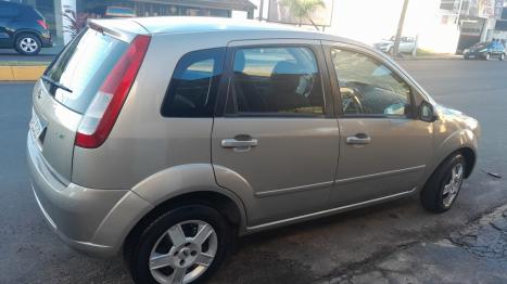 FORD Fiesta Hatch 1.0 4P FLEX, Foto 4