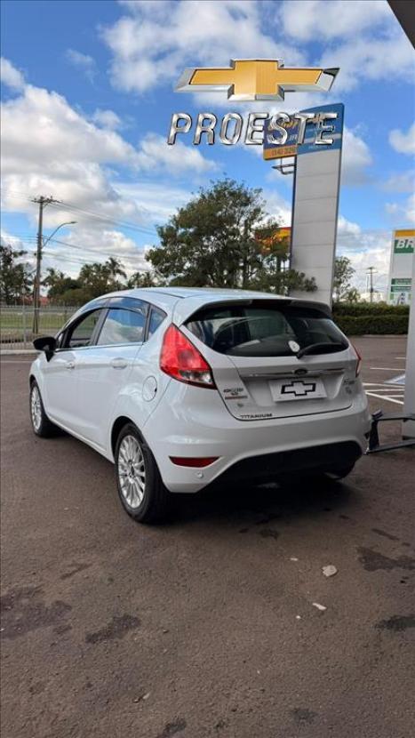 FORD Fiesta Hatch 1.6 16V 4P FLEX TITANIUM POWERSHIFT AUTOM�TICO, Foto 5