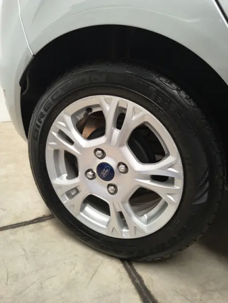 FORD Fiesta Hatch 1.6 4P SE FLEX, Foto 7