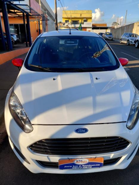 FORD Fiesta Hatch 1.5 16V 4P S FLEX, Foto 5