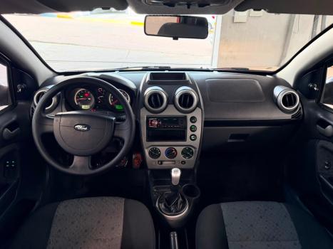 FORD Fiesta Hatch 1.0, Foto 12