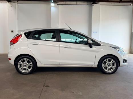 FORD Fiesta Hatch 1.5 16V 4P SE FLEX, Foto 4