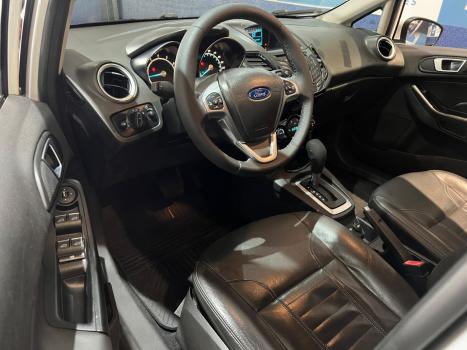 FORD Fiesta Hatch 1.6 4P FLEX TITANIUM POWERSHIFT AUTOM�TICO, Foto 5