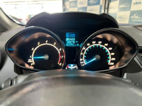 FORD Fiesta Hatch 1.6 4P FLEX TITANIUM POWERSHIFT AUTOM�TICO, Foto 7