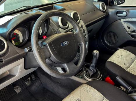 FORD Fiesta Hatch 1.0, Foto 5