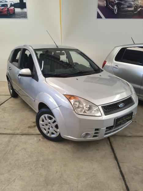 FORD Fiesta Hatch 1.6 4P FLEX, Foto 3