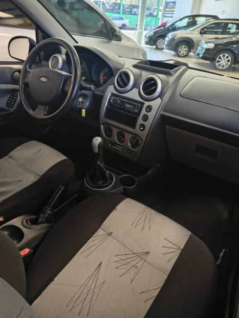 FORD Fiesta Hatch 1.6 4P FLEX, Foto 11