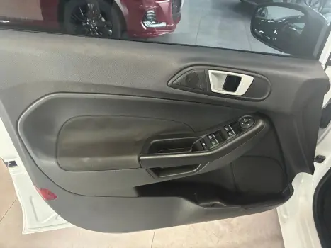 FORD Fiesta Hatch 1.0 4P SEL ECOBOOST TURBO POWERSHIFT AUTOMÁTICO, Foto 7