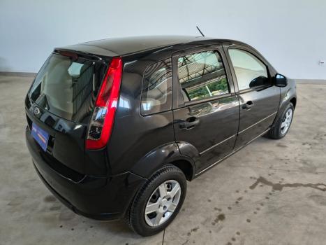 FORD Fiesta Hatch 1.0, Foto 3