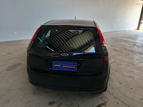 FORD Fiesta Hatch 1.0, Foto 4