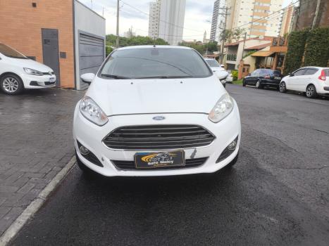 FORD Fiesta Hatch 1.6 16V 4P FLEX TITANIUM POWERSHIFT AUTOMÁTICO, Foto 1