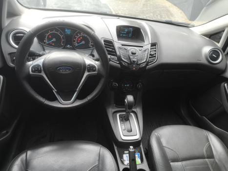 FORD Fiesta Hatch 1.6 16V 4P FLEX TITANIUM POWERSHIFT AUTOMÁTICO, Foto 16