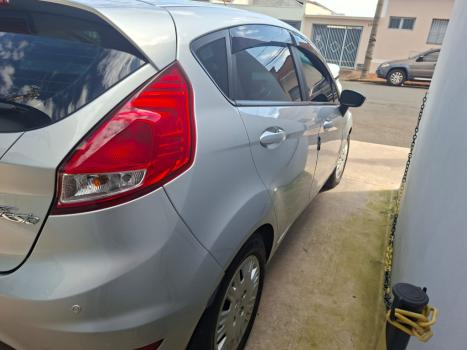 FORD Fiesta Hatch 1.6 4P CLX , Foto 6