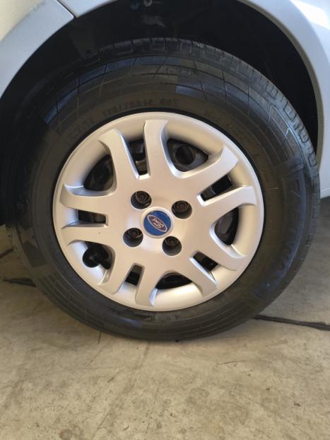 FORD Fiesta Hatch 1.0 4P FLEX, Foto 8