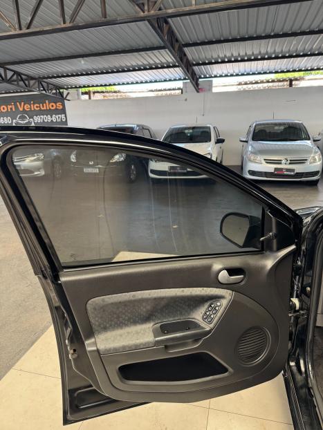 FORD Fiesta Hatch , Foto 7