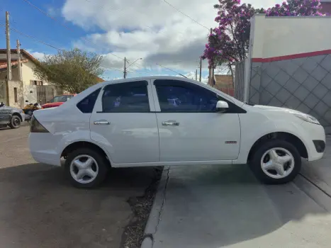 FORD Fiesta Sedan 1.6 4P CLASS FLEX, Foto 3 FORD Fiesta Sedan 1.6 4P CLASS FLEX, Foto 3