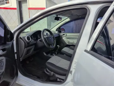 FORD Fiesta Sedan 1.6 4P CLASS FLEX, Foto 8 FORD Fiesta Sedan 1.6 4P CLASS FLEX, Foto 8
