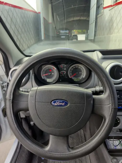 FORD Fiesta Sedan 1.6 4P CLASS FLEX, Foto 10 FORD Fiesta Sedan 1.6 4P CLASS FLEX, Foto 10
