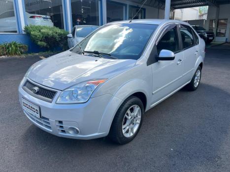 FORD Fiesta Sedan 1.6 4P FLEX, Foto 1