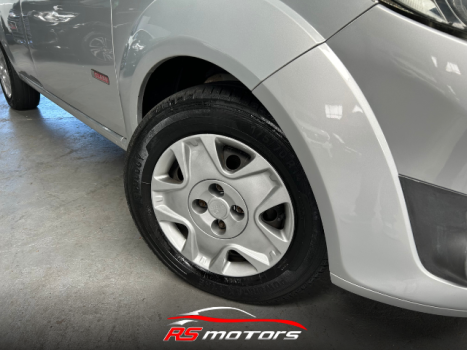 FORD Fiesta Sedan 1.6 4P FLEX, Foto 8