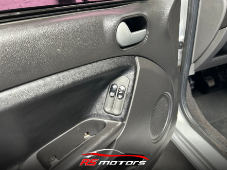 FORD Fiesta Sedan 1.6 4P FLEX, Foto 10