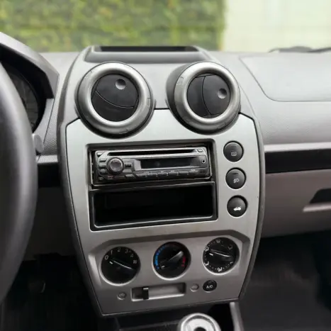 FORD Fiesta Sedan 1.6 4P FLEX, Foto 5