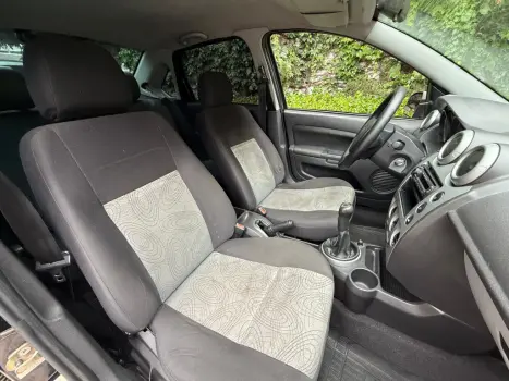 FORD Fiesta Sedan 1.6 4P FLEX, Foto 9