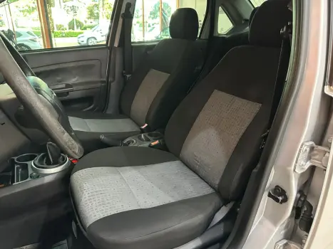 FORD Fiesta Sedan 1.6 4P FLEX, Foto 6