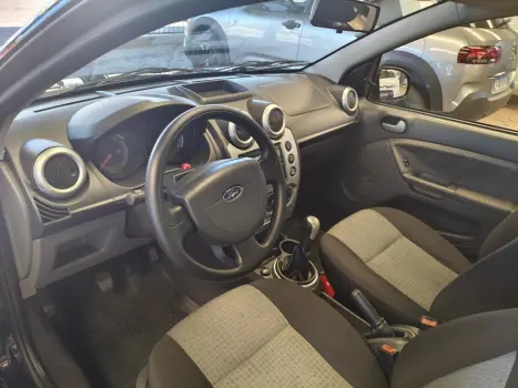 FORD Fiesta Sedan 1.6 4P ROCAM FLEX, Foto 14