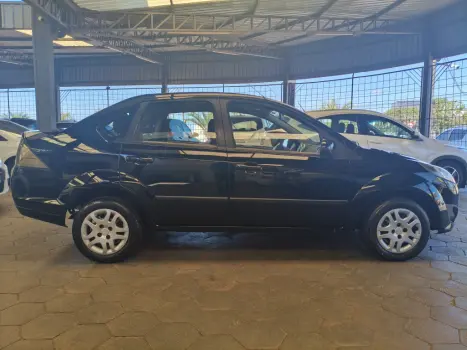 FORD Fiesta Sedan 1.6 4P ROCAM FLEX, Foto 16