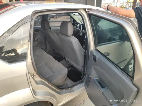 FORD Fiesta Sedan 1.6 4P FLEX, Foto 15